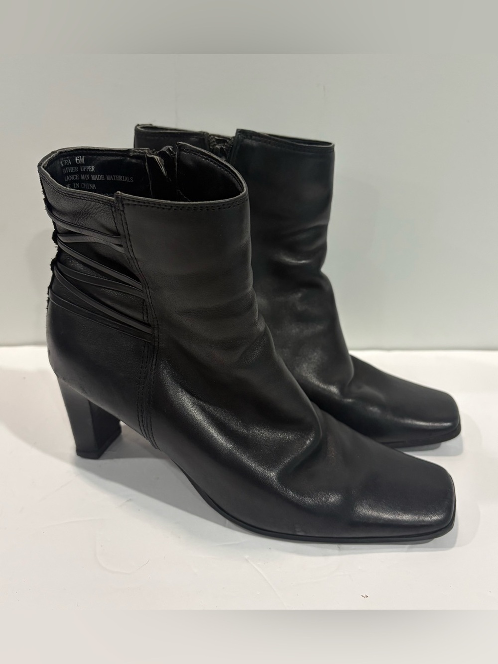 Markon Black Leather Ankle Boots Women Sz 6 Booties Square Toe Block Heel